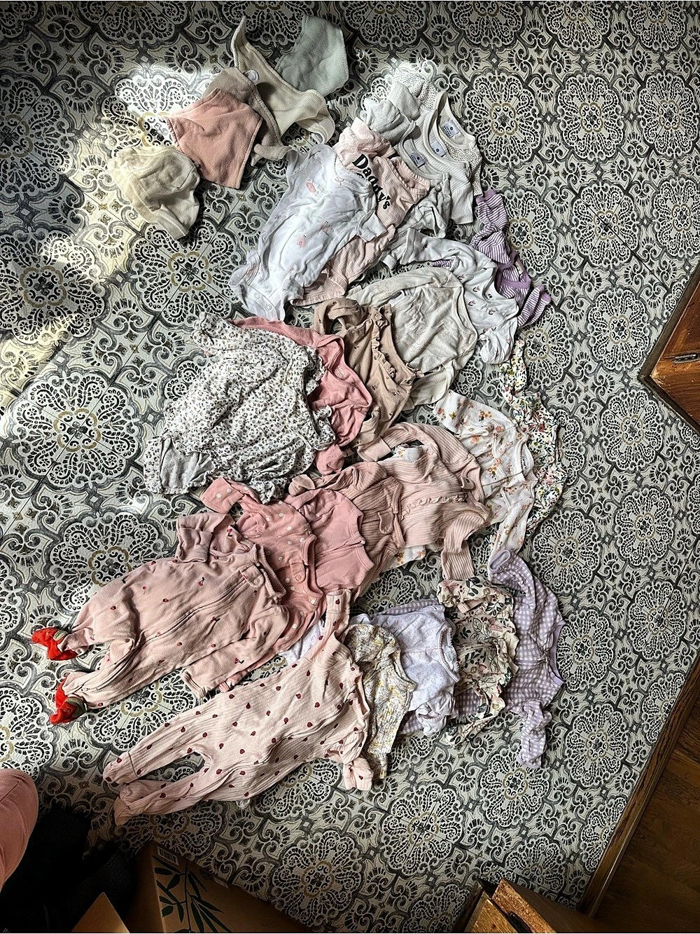 0-3 month baby girl clothing lot